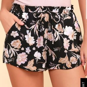 NWT black floral shorts